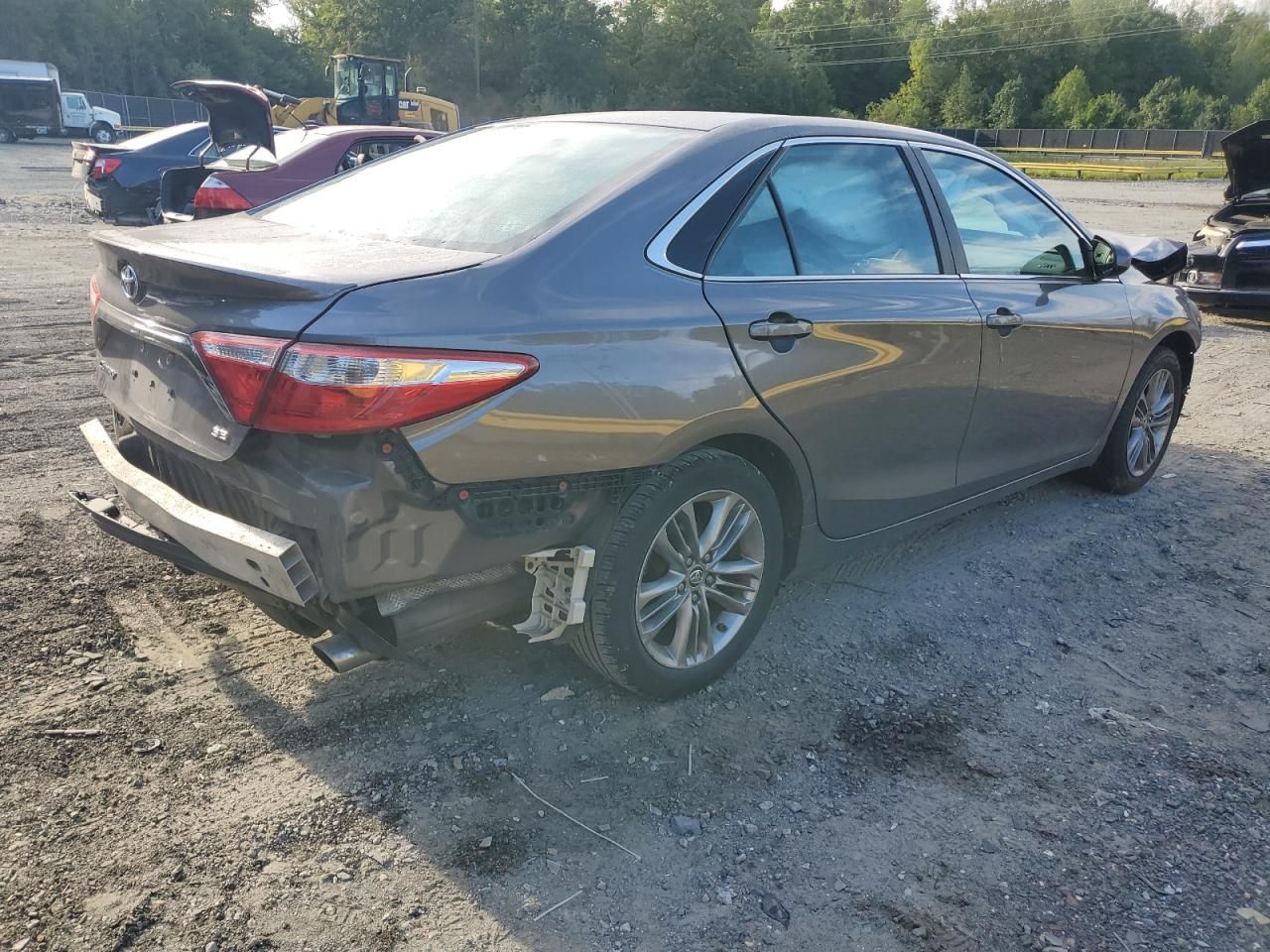 2015 Toyota Camry le