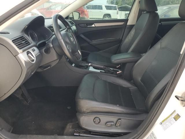 2013 Volkswagen Passat SE