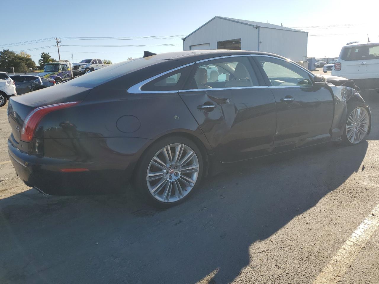 2015 Jaguar Xjl Portfolio