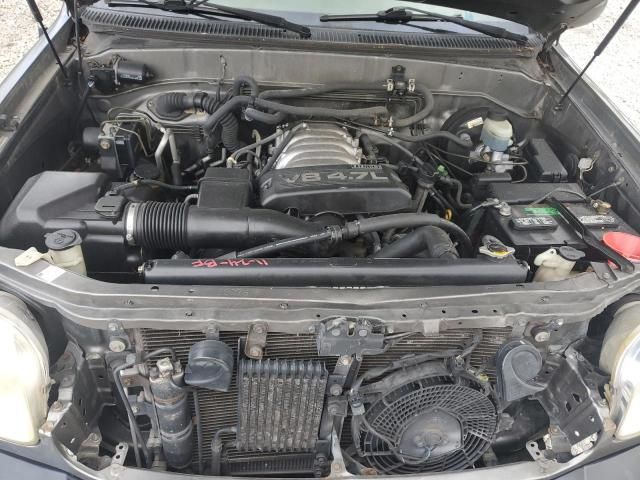 2003 Toyota Sequoia SR5