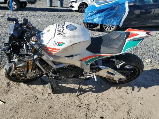 2020 Aprilia RSV4