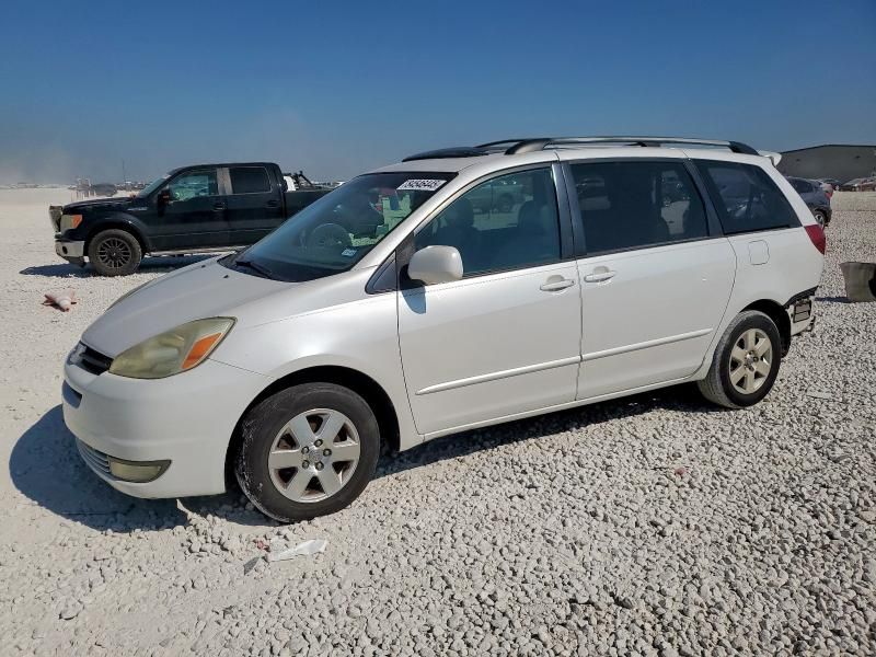 2005 Toyota Sienna XLE