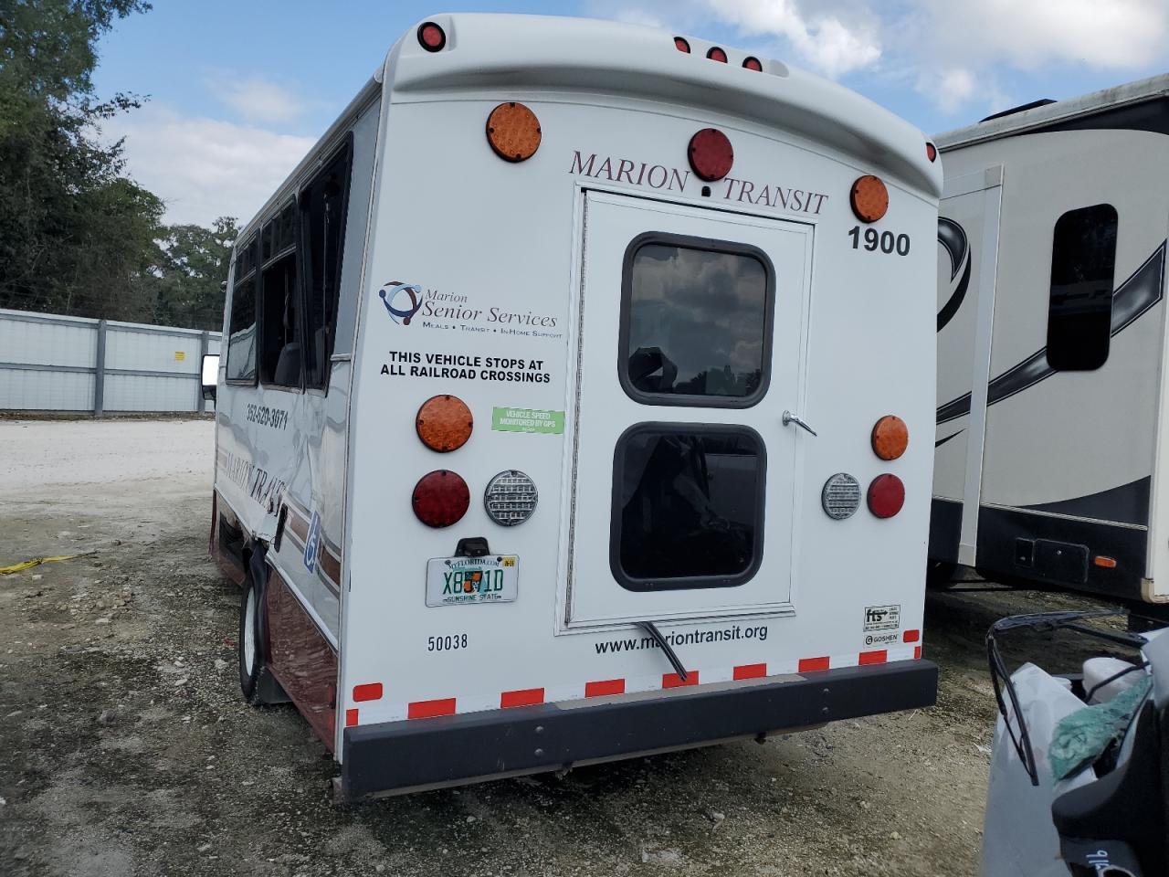 2019 Ford Econoline E450 Super Duty Cutaway Van