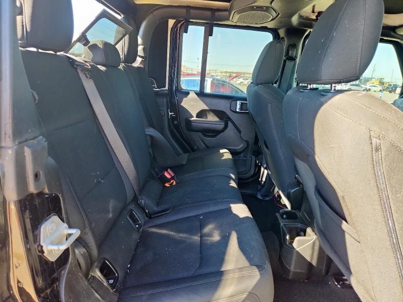 2022 Jeep Gladiator Sport