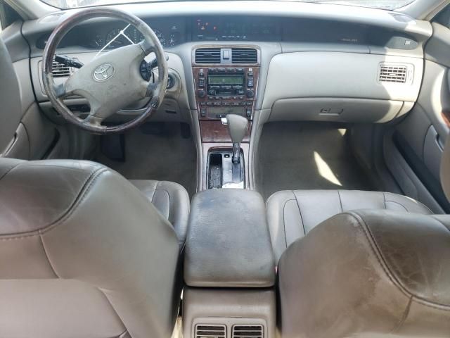 2004 Toyota Avalon XL