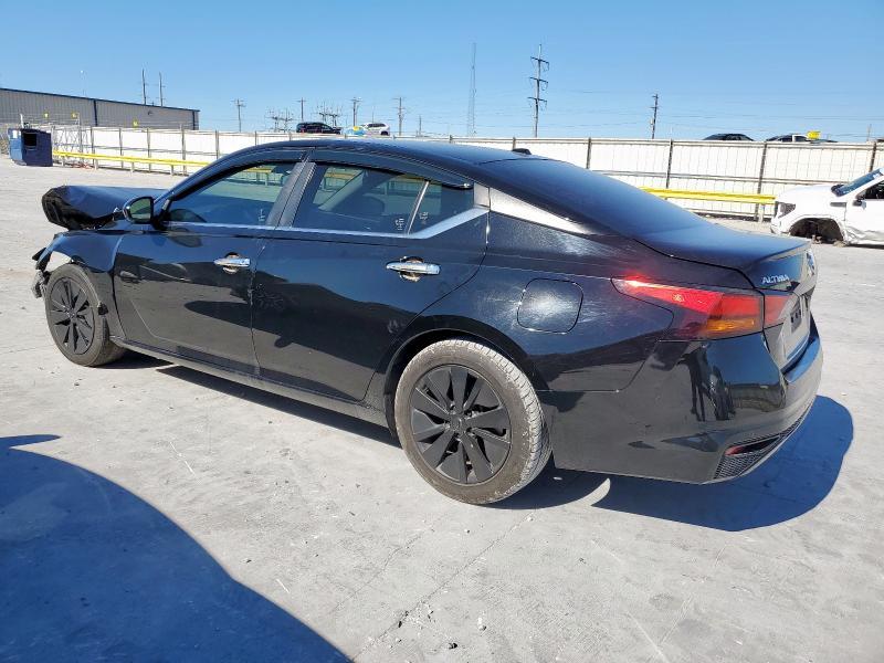 2021 Niss Altima