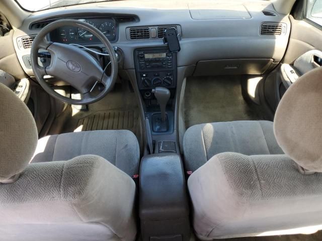 2000 Toyota Camry CE