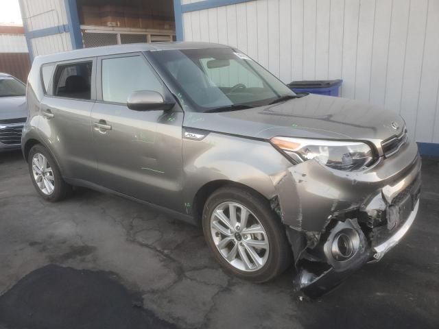2017 KIA Soul +