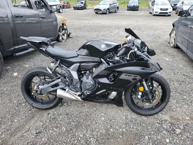 2025 Yamaha YZFR7