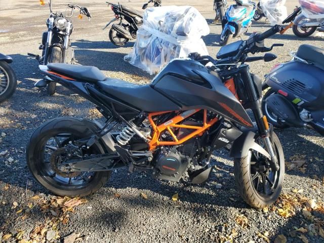 2023 KTM 390 Duke