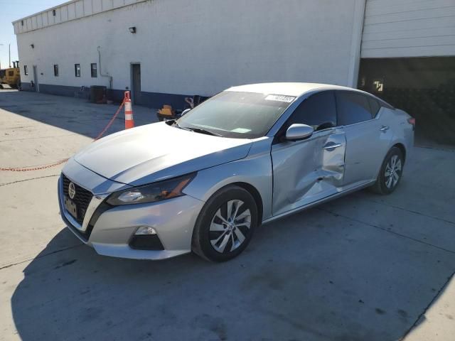 2022 Nissan Altima s
