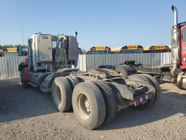 2020 Kenworth T880 Semi Truck