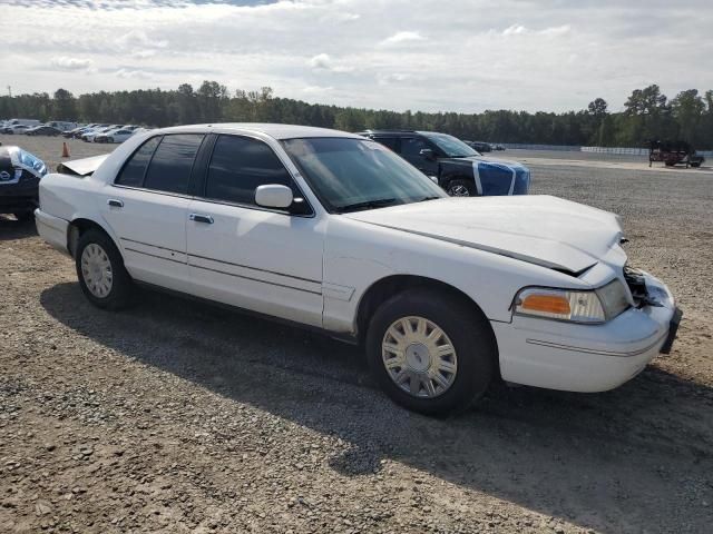 2003 Ford Crown Victoria