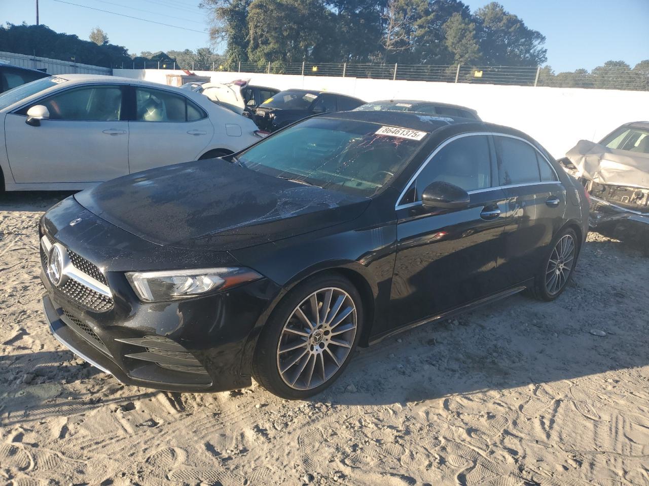 2020 Mercedes-Benz A 220