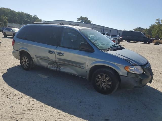 2006 Chrysler Town & Country Touring