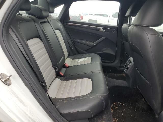 2018 Volkswagen Passat GT