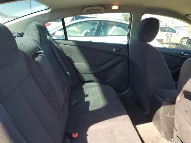 2012 Nissan Altima Base