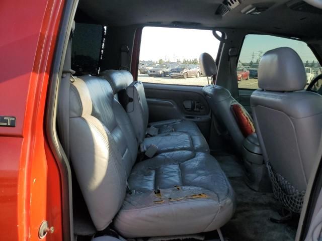 1996 Chevrolet Suburban C1500