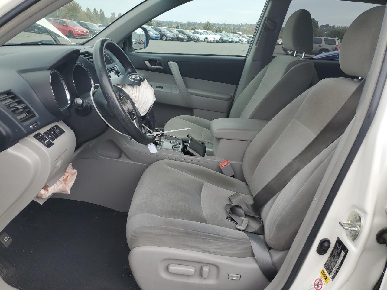 2013 Toyota Highlander Base