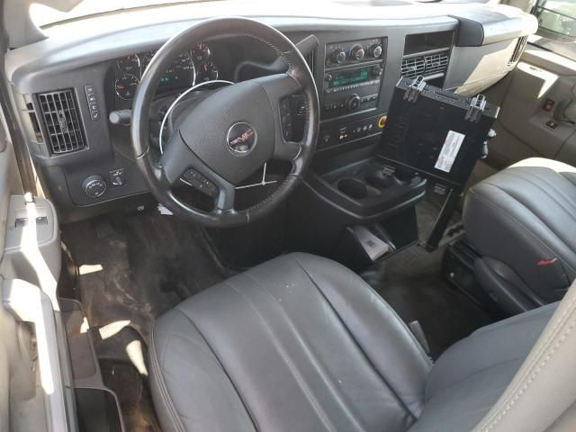 2023 GMC Savana G2500