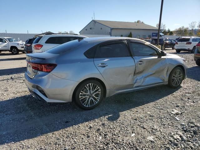2023 KIA Forte gt Line