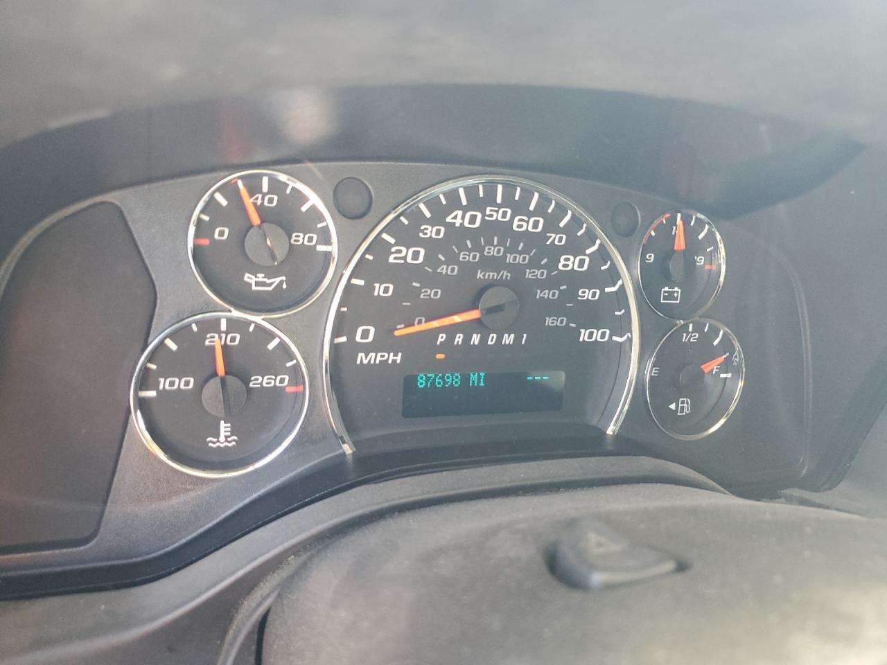 2013 Chevrolet Express G2500 Delivery Van