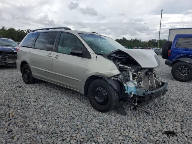2010 Toyota Sienna CE