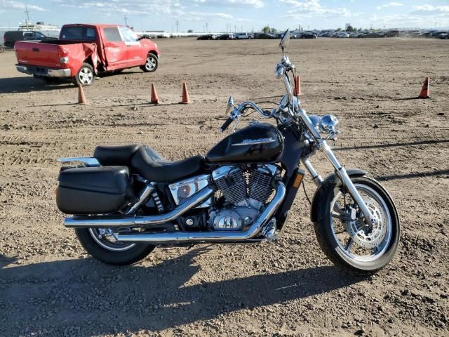 2001 Honda VT1100 C