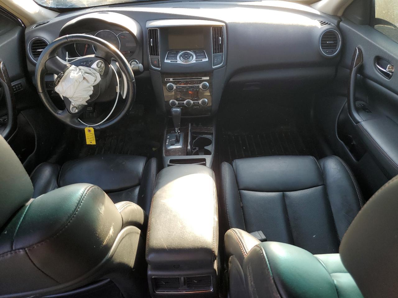 2011 Nissan Maxima s