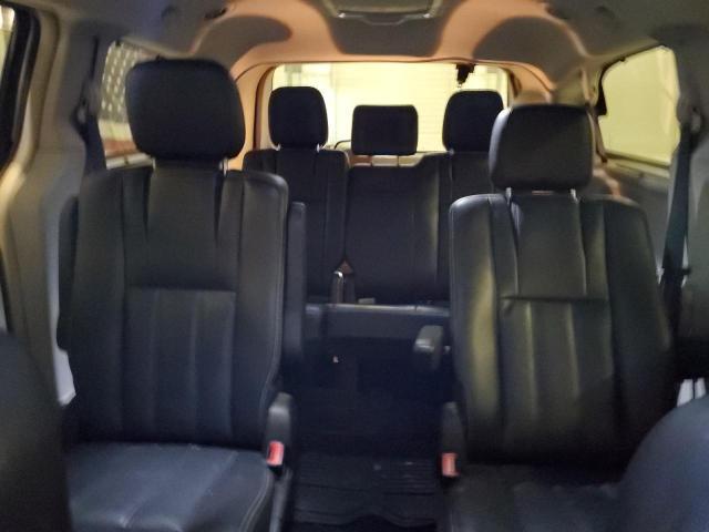 2013 Chrysler Town & Country Touring l