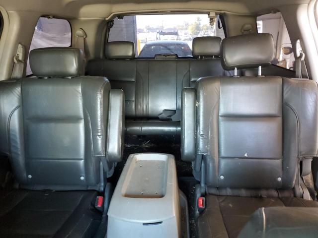 2004 Nissan Armada SE
