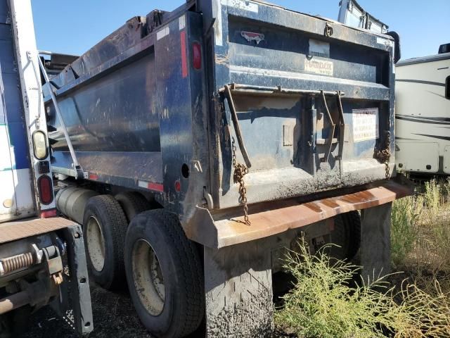2009 Kenworth T800 Dump Truck
