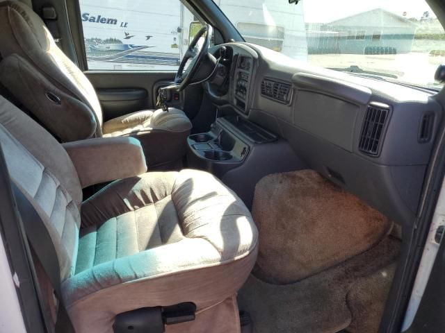 2002 Chev Rolet Chinook Cascade Class B