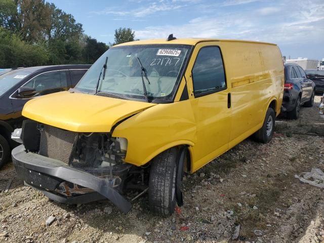 2020 Chevrolet Express G2500