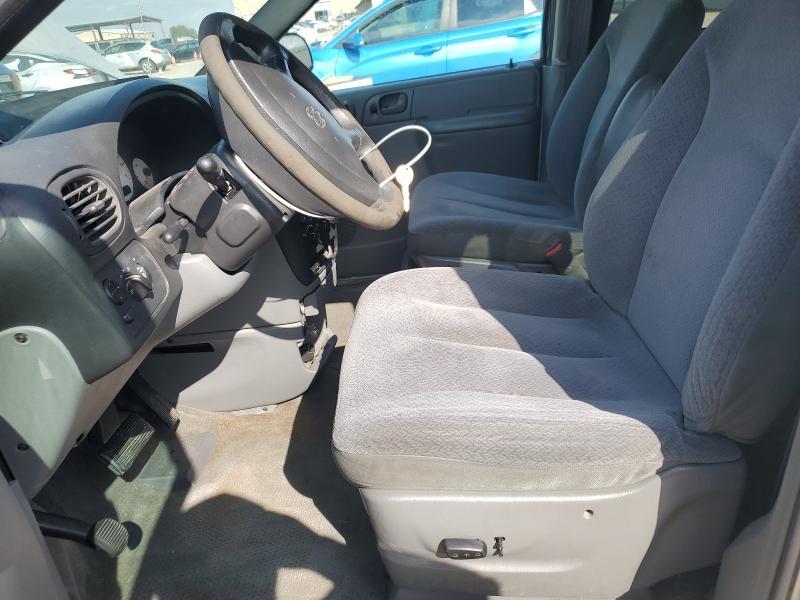 2004 Dodge Grand Caravan se