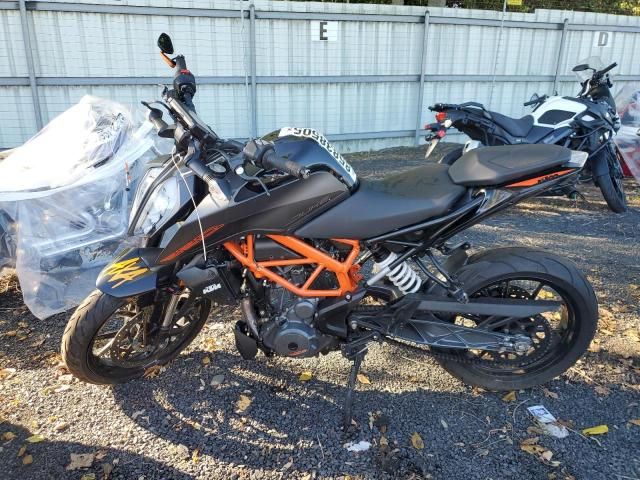 2023 KTM 390 Duke