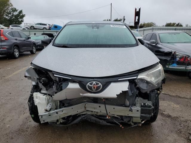 2018 Toyota Rav4 le