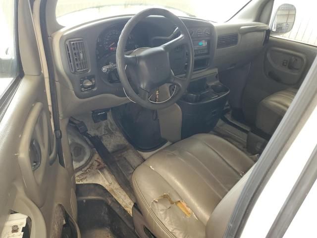2000 Chev Express Cargo 3500 1