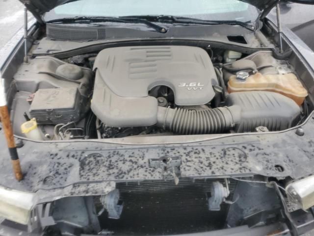 2013 Dodge Charger SE