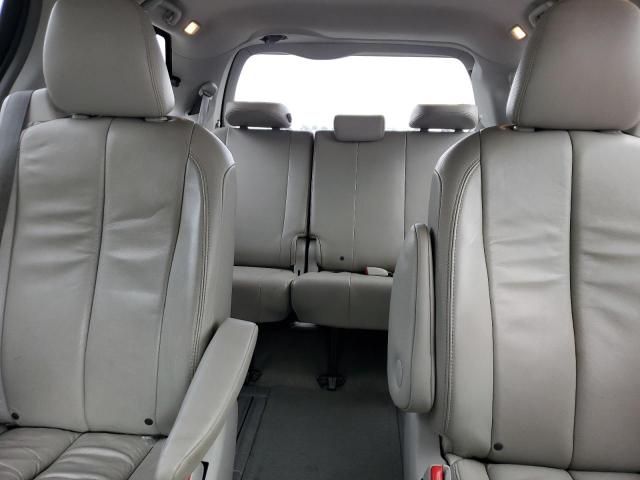 2013 Toyota Sienna XLE