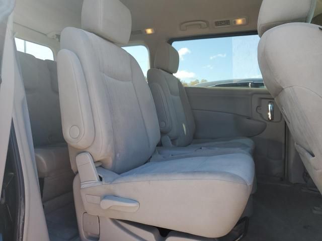 2014 Nissan Quest s