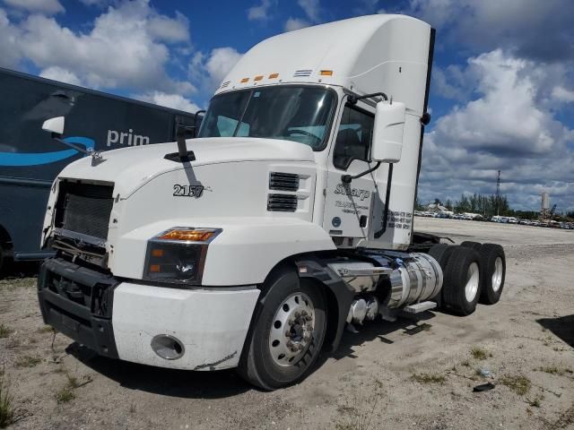 2021 Mack Anthem Semi Truck