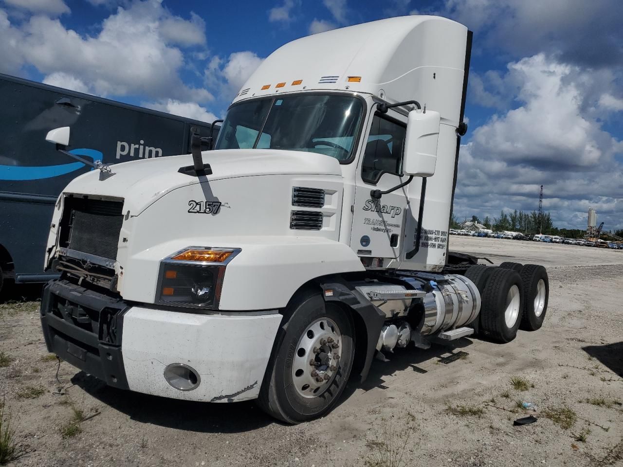 2021 Mack Anthem Semi Truck