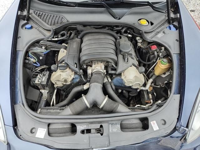 2011 Porsche Panamera 2