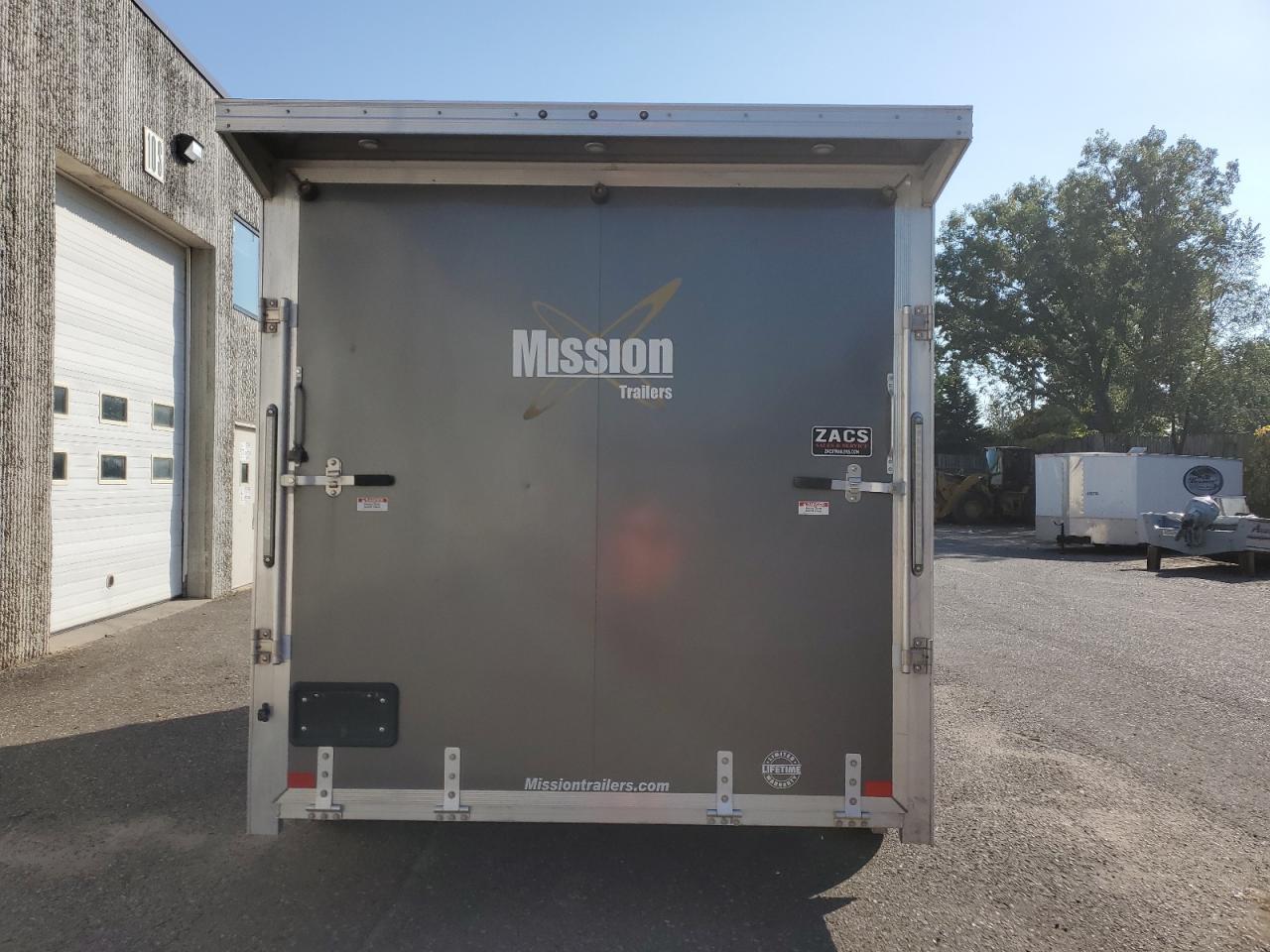 2021 Alcm 2021 Alcom Enclosed Snowmobile Trailer