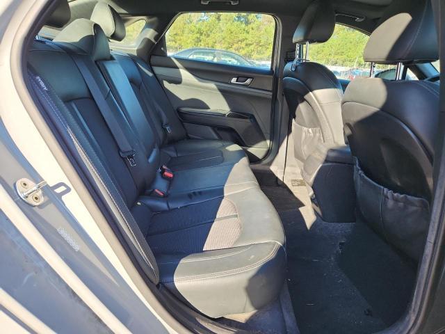 2022 KIA K5 gt Line