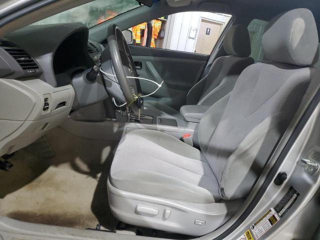 2010 Toyota Camry le