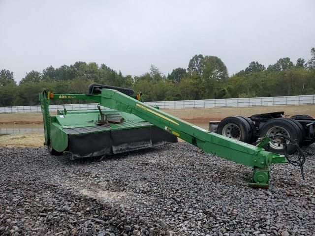 2015 John Deere 835-Disc Mower