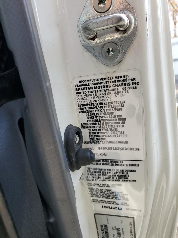 2019 Isuzu FTR Refrigerated BOX Truck