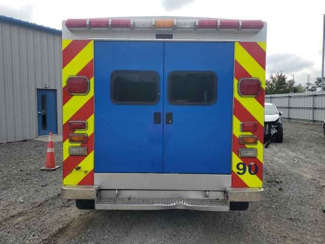 1999 Ford Econoline E450 Super Duty Cutaway Van RV
